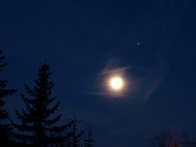 Koniunkcja Księżyca i Jowisza 18.12.2013